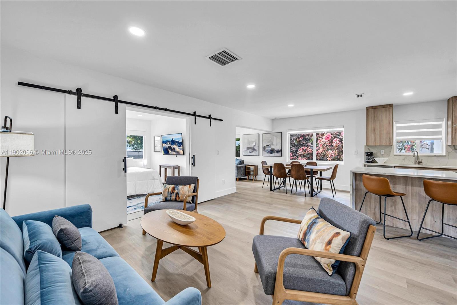 OAKLAND BOULEVARD DEV - Residential