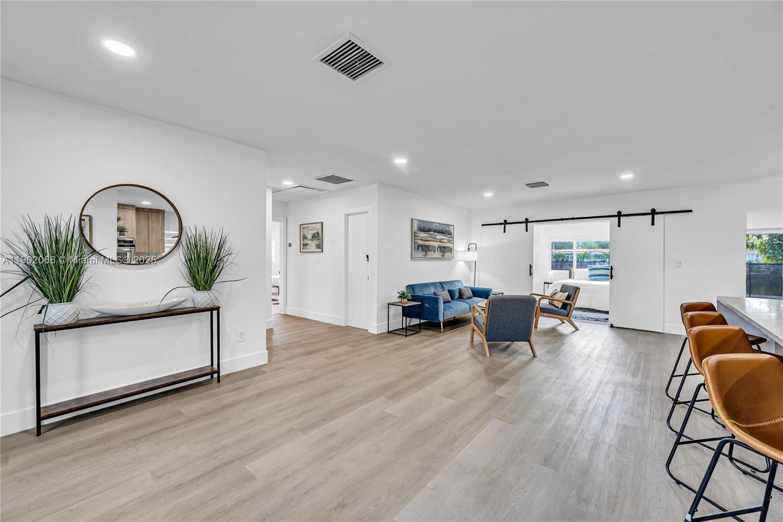 OAKLAND BOULEVARD DEV - Residential