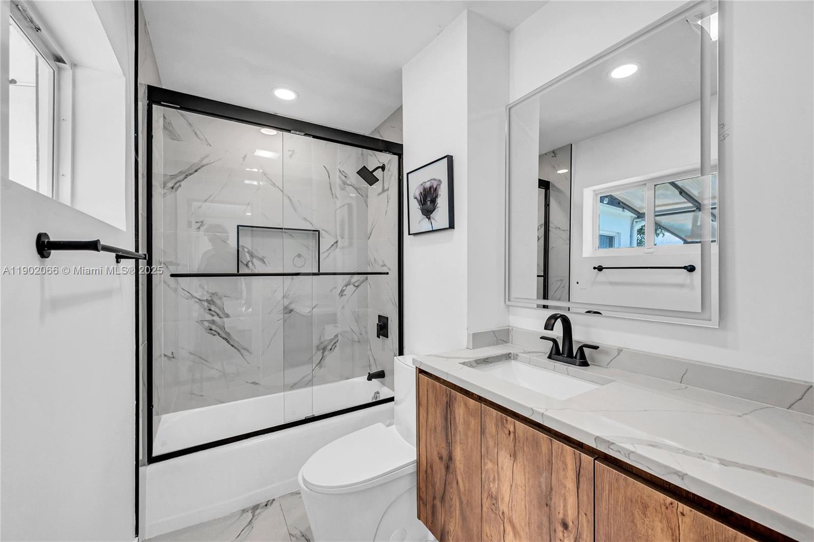 OAKLAND BOULEVARD DEV - Residential