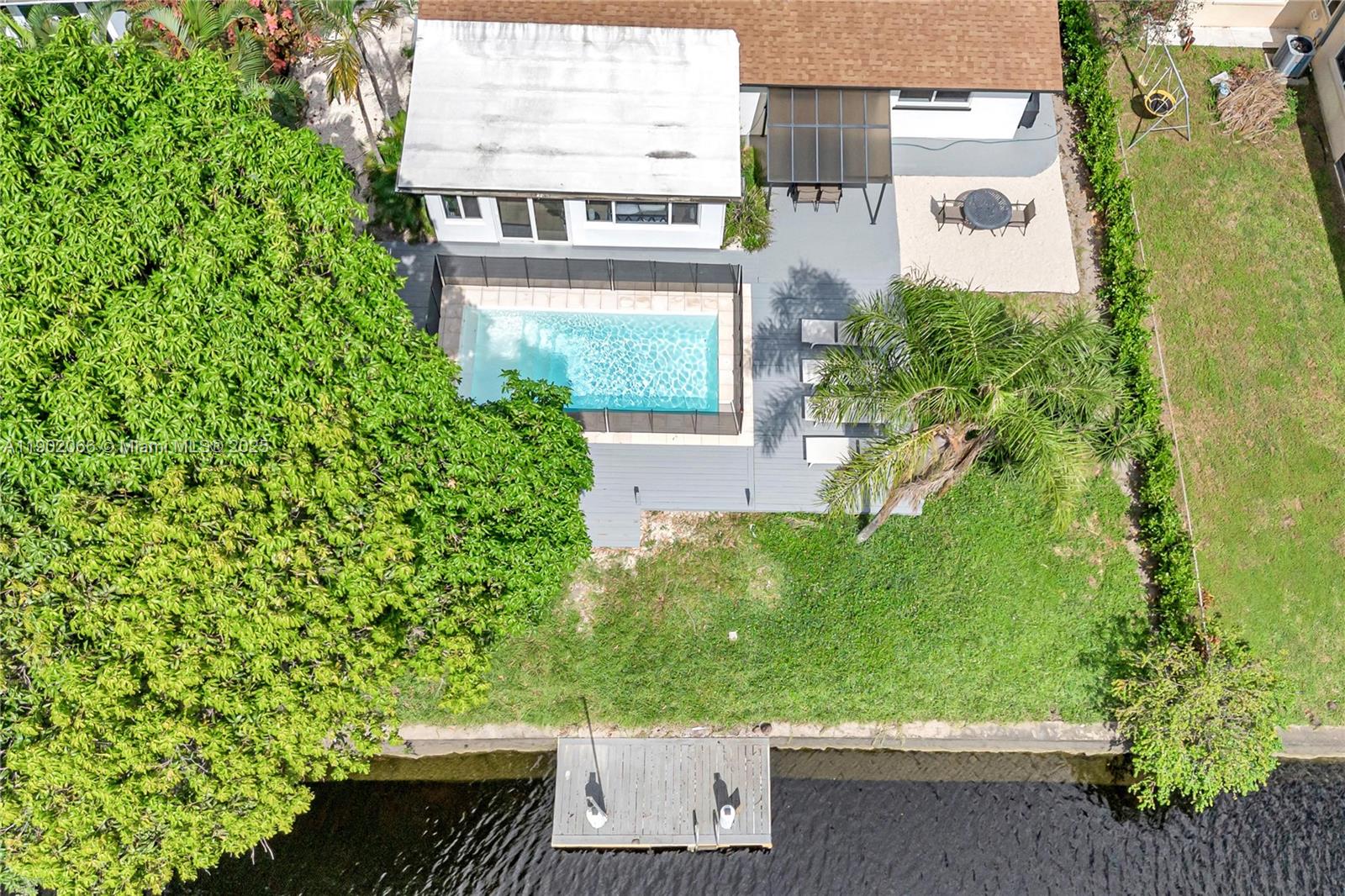 OAKLAND BOULEVARD DEV - Residential