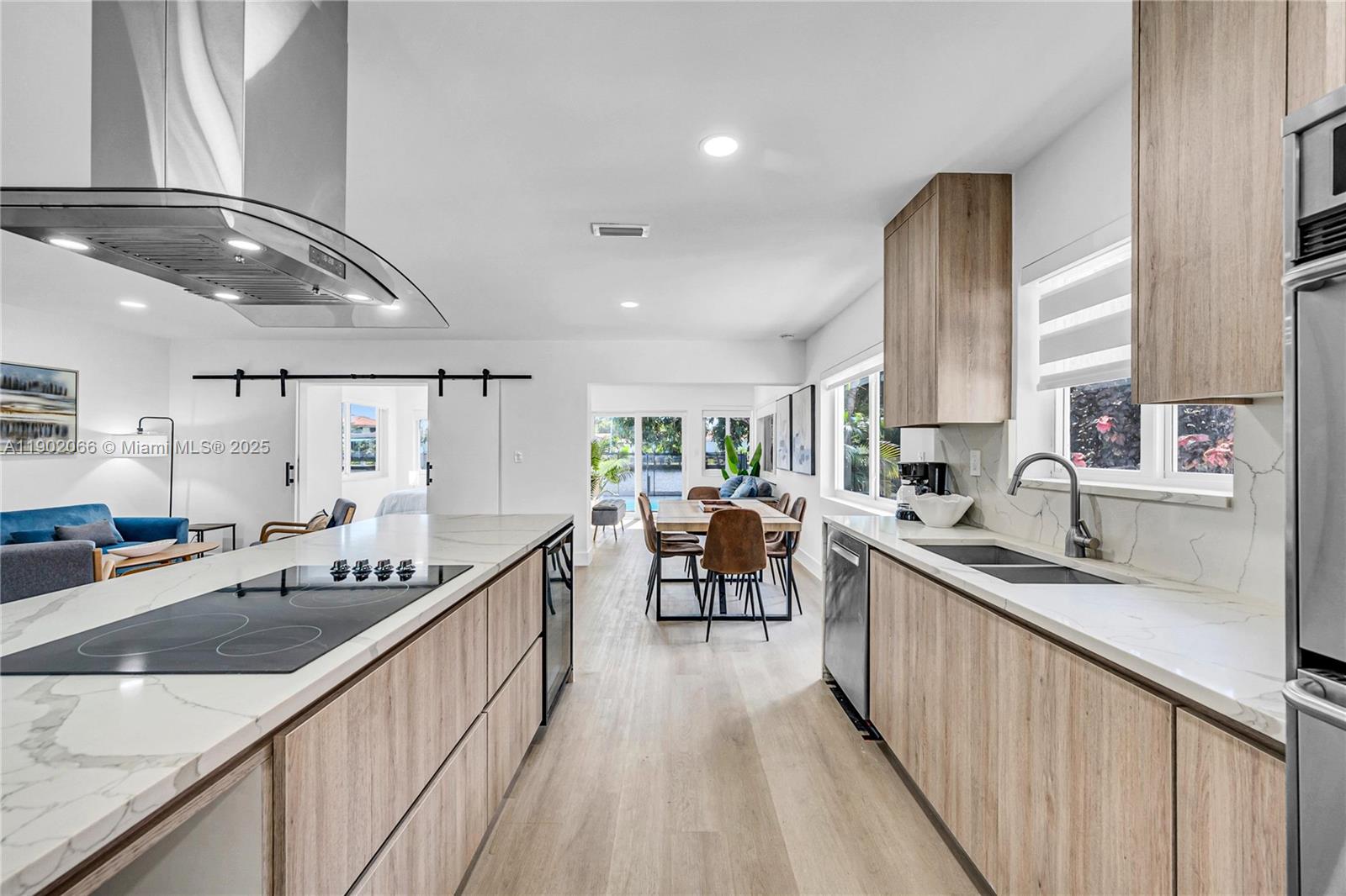 OAKLAND BOULEVARD DEV - Residential