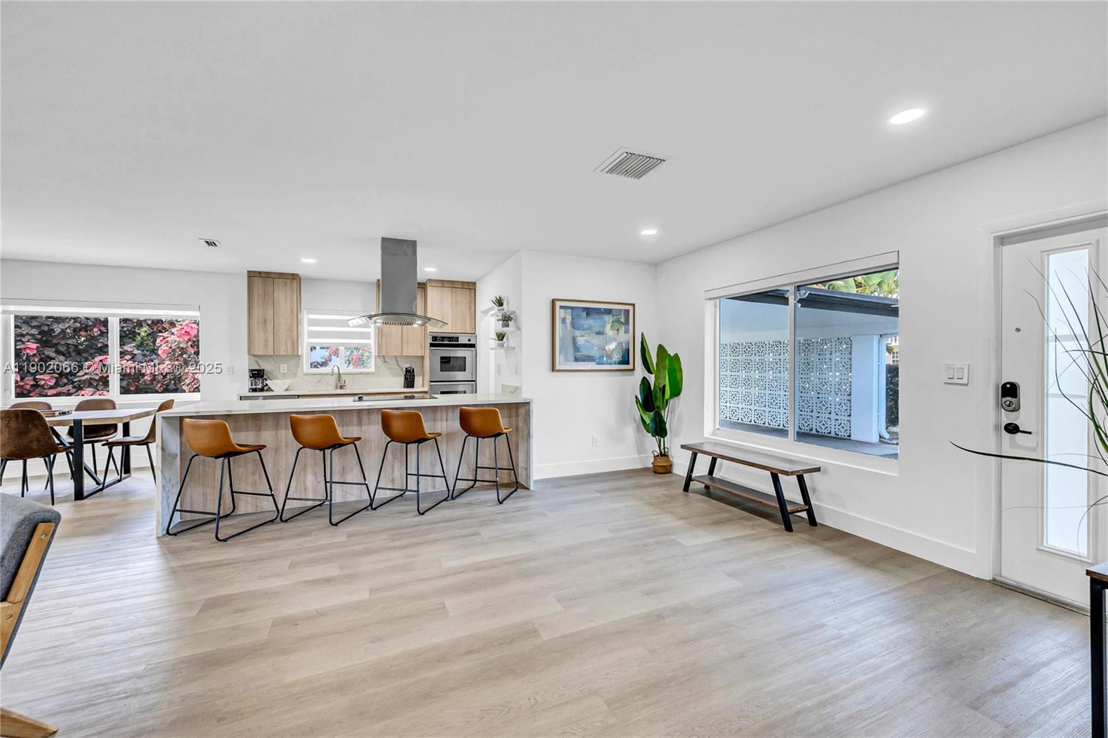 OAKLAND BOULEVARD DEV - Residential