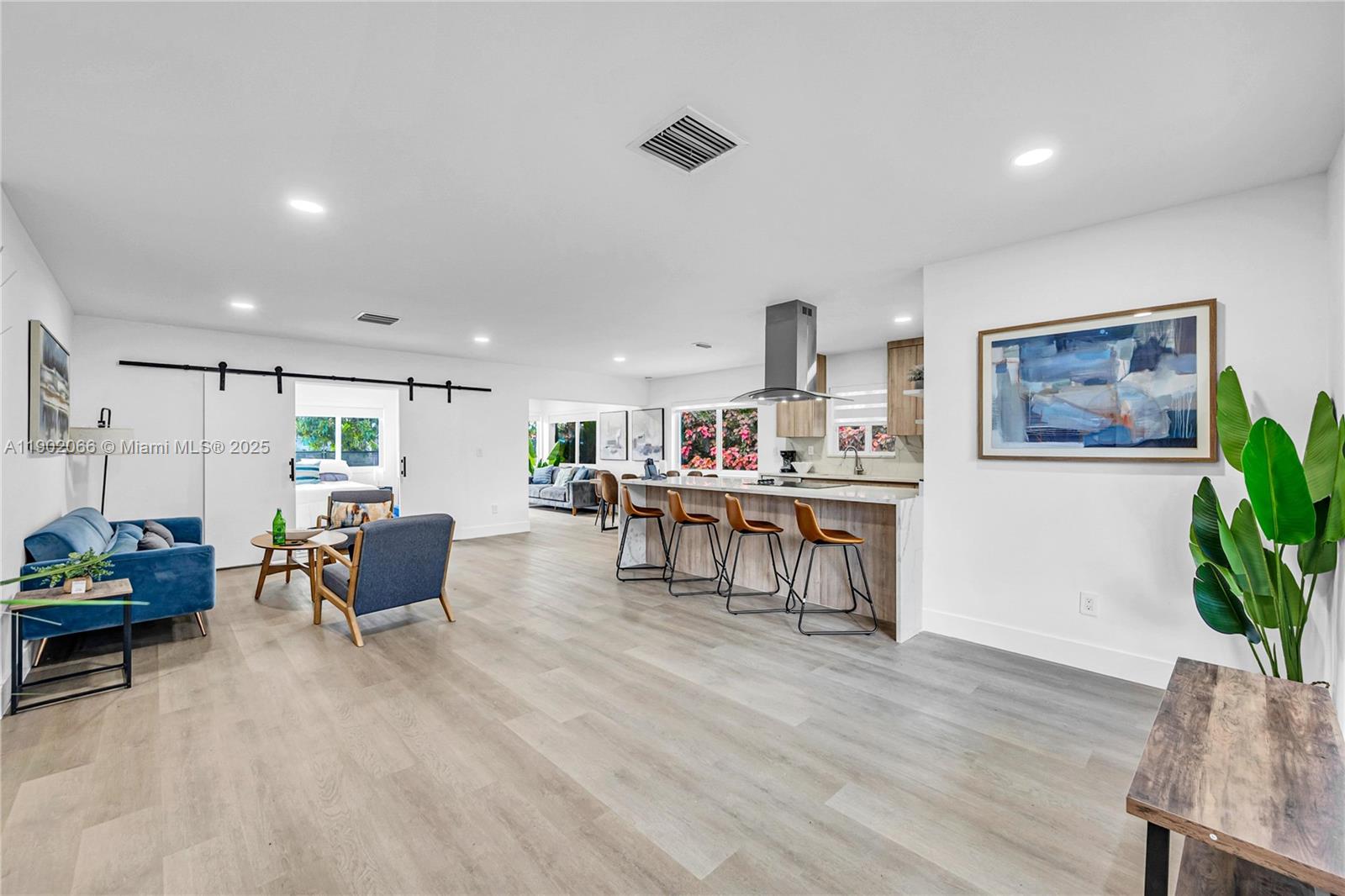 OAKLAND BOULEVARD DEV - Residential