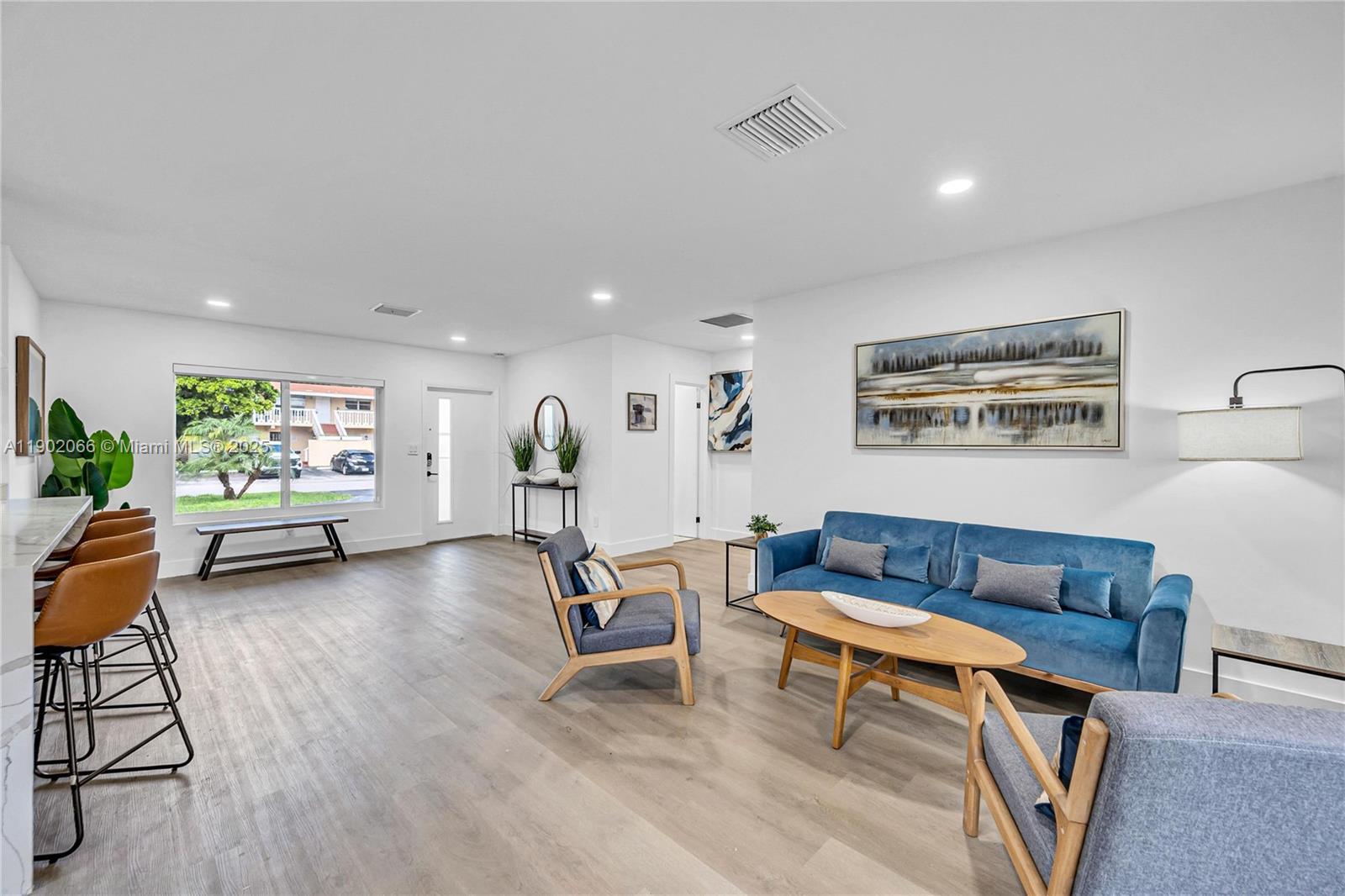 OAKLAND BOULEVARD DEV - Residential