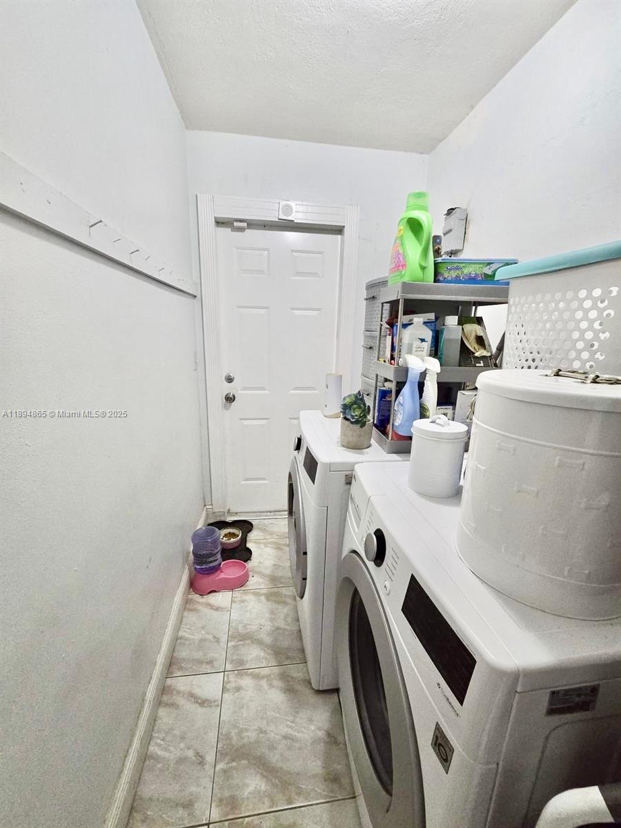 HIALEAH 16TH ADDN - Residential Lease