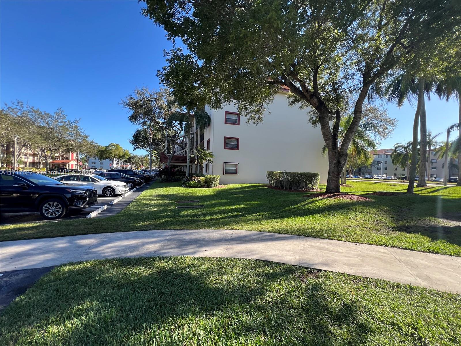CAMBRIDGE AT CENTURY - Residential
