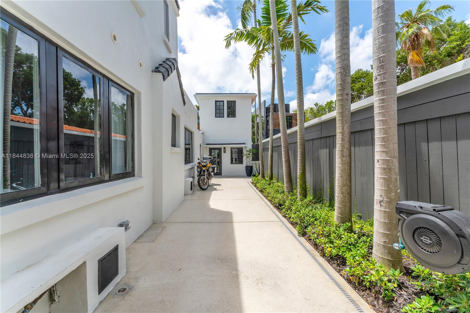 FAIRHAVEN - Residential Lease