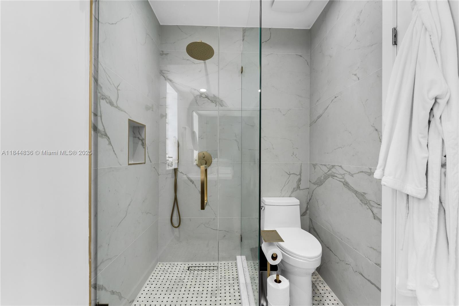 FAIRHAVEN - Residential Lease