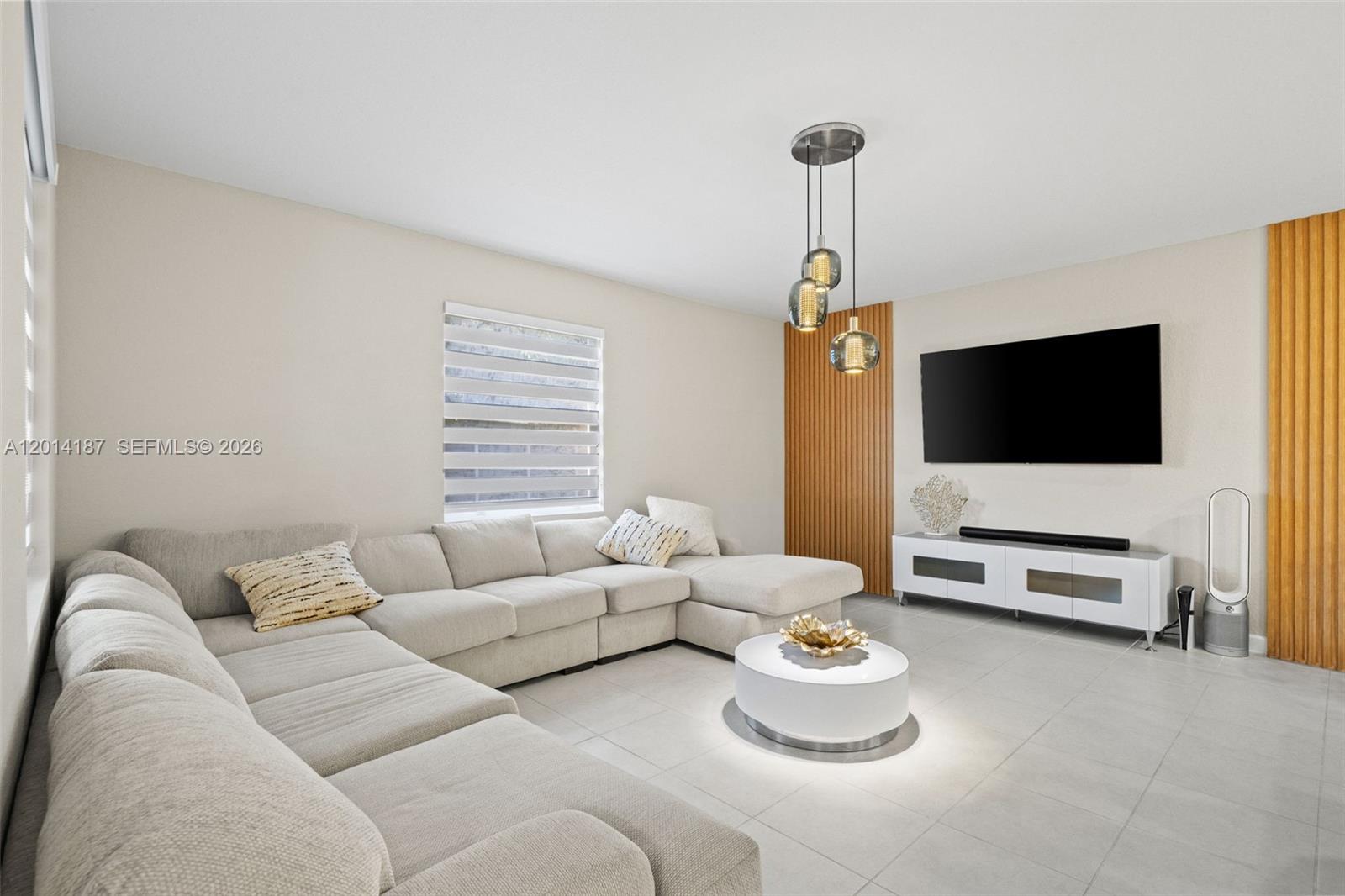 Hawthorne Galiano Pointe - Residential