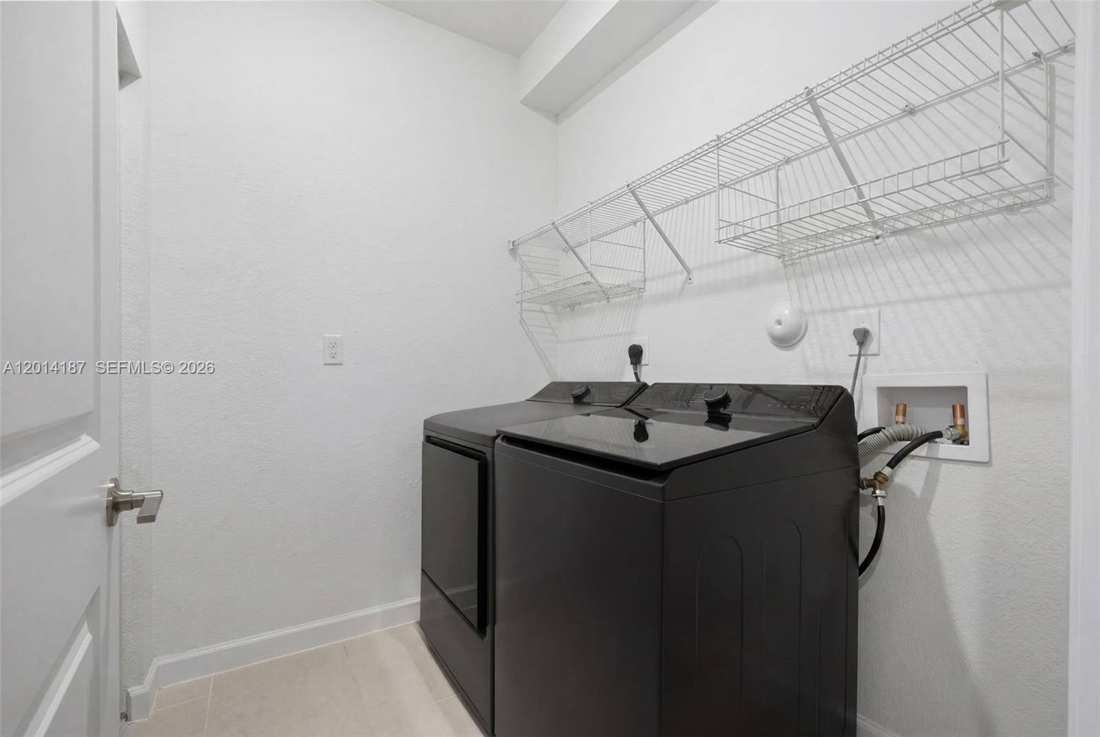 Hawthorne Galiano Pointe - Residential
