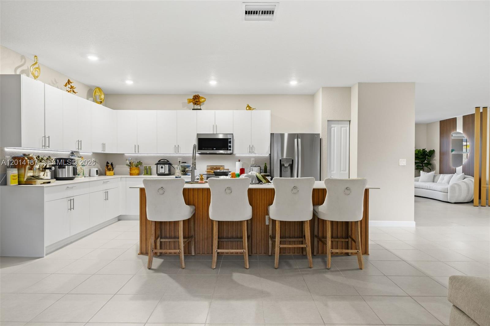 Hawthorne Galiano Pointe - Residential