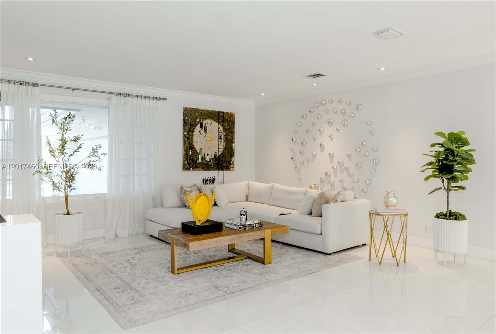 MIAMI LAKES - LOCH LOMOND - Residential