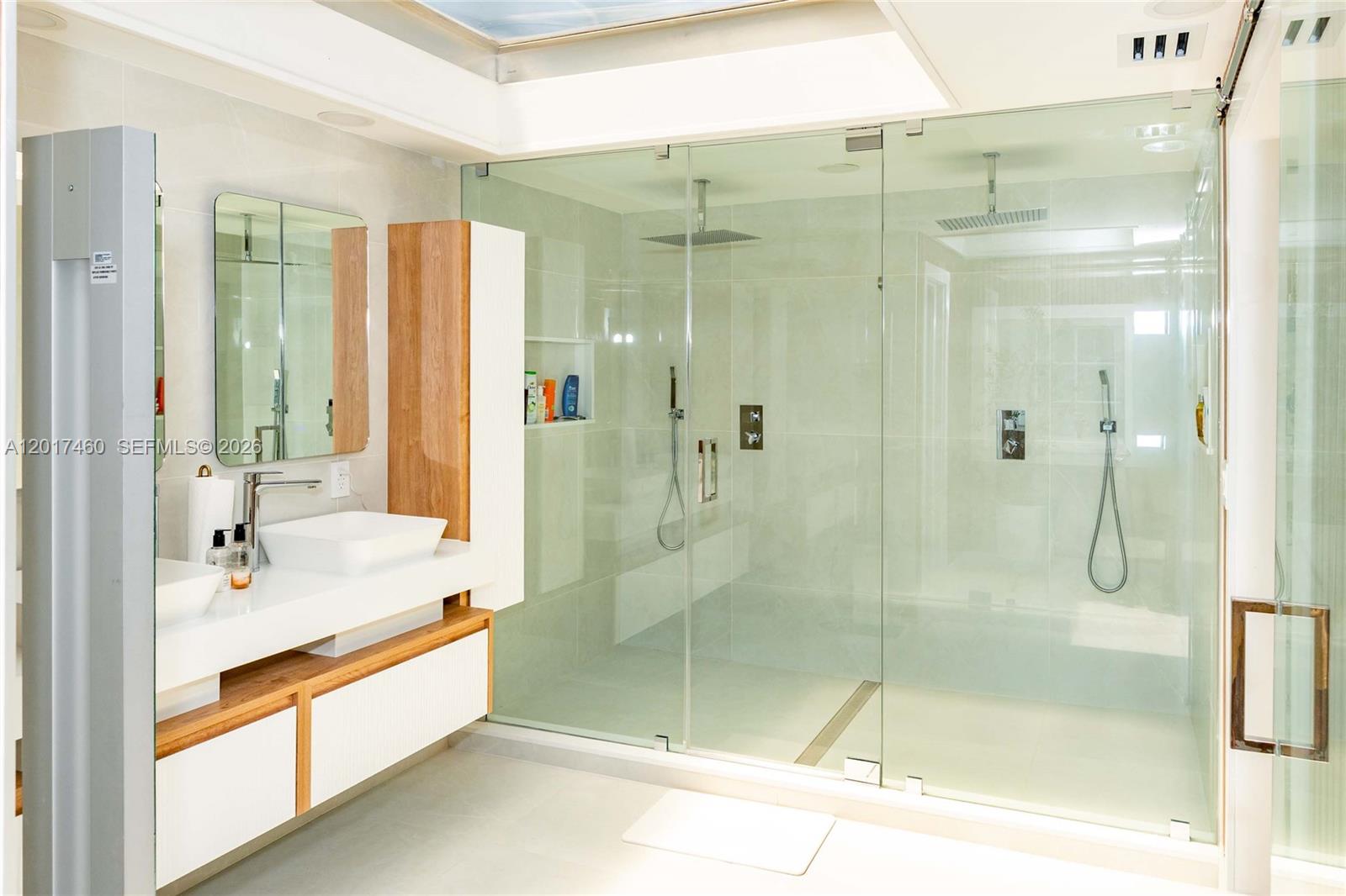 MIAMI LAKES - LOCH LOMOND - Residential