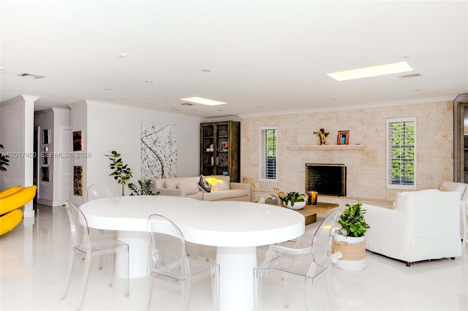 MIAMI LAKES - LOCH LOMOND - Residential