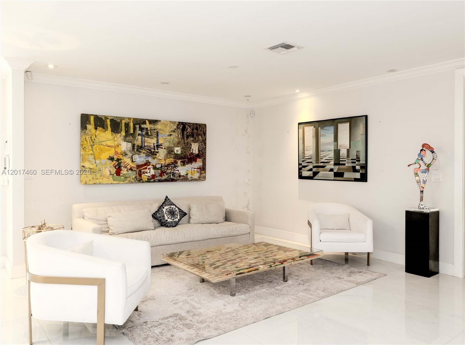MIAMI LAKES - LOCH LOMOND - Residential