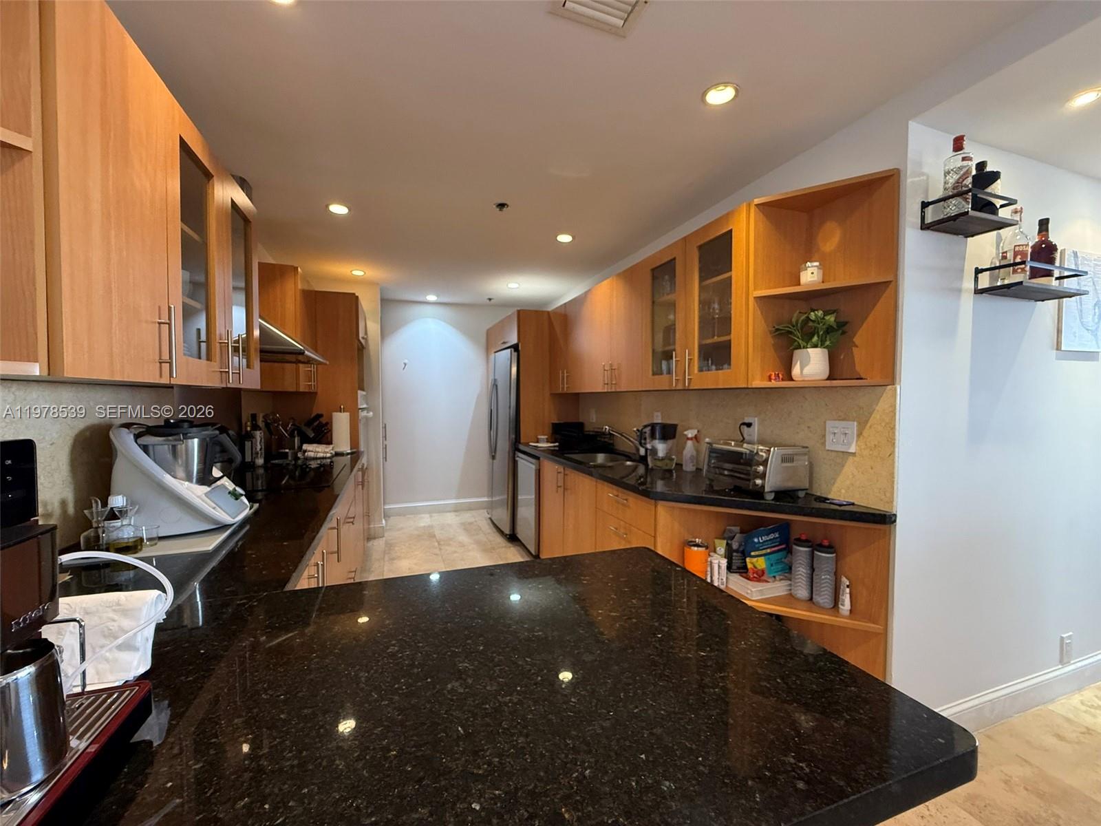 KEY COLONY NO 2 CONDO - Residential Lease