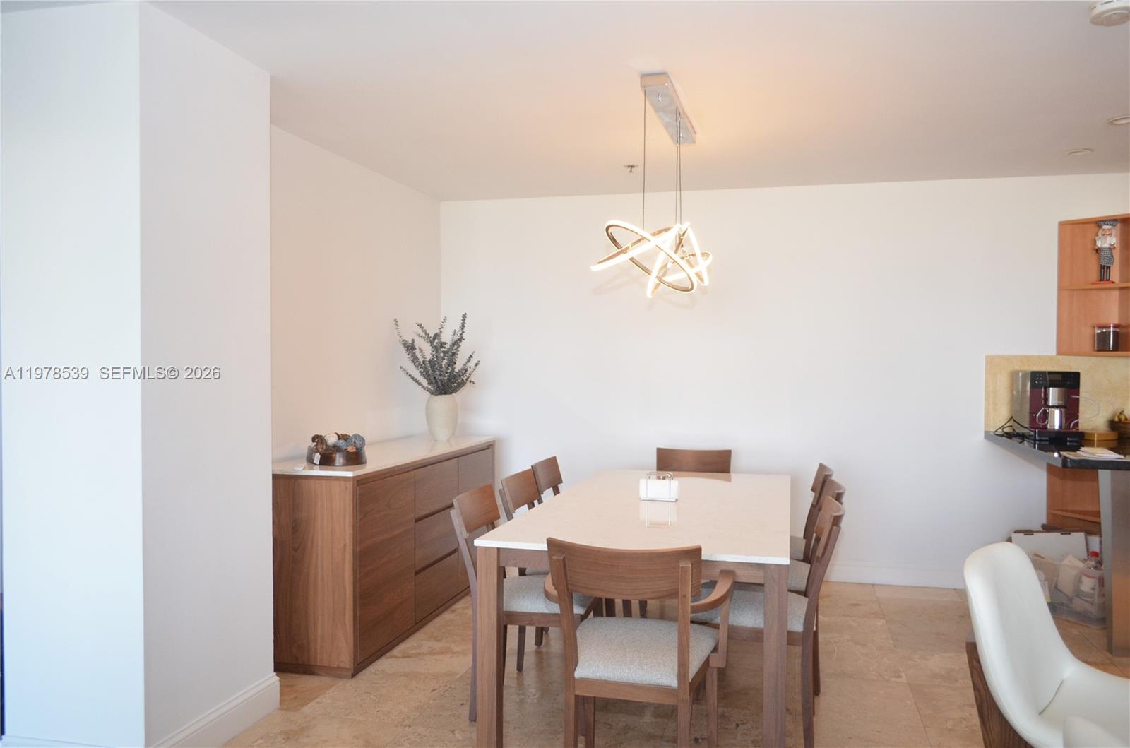 251 Crandon Blvd 606