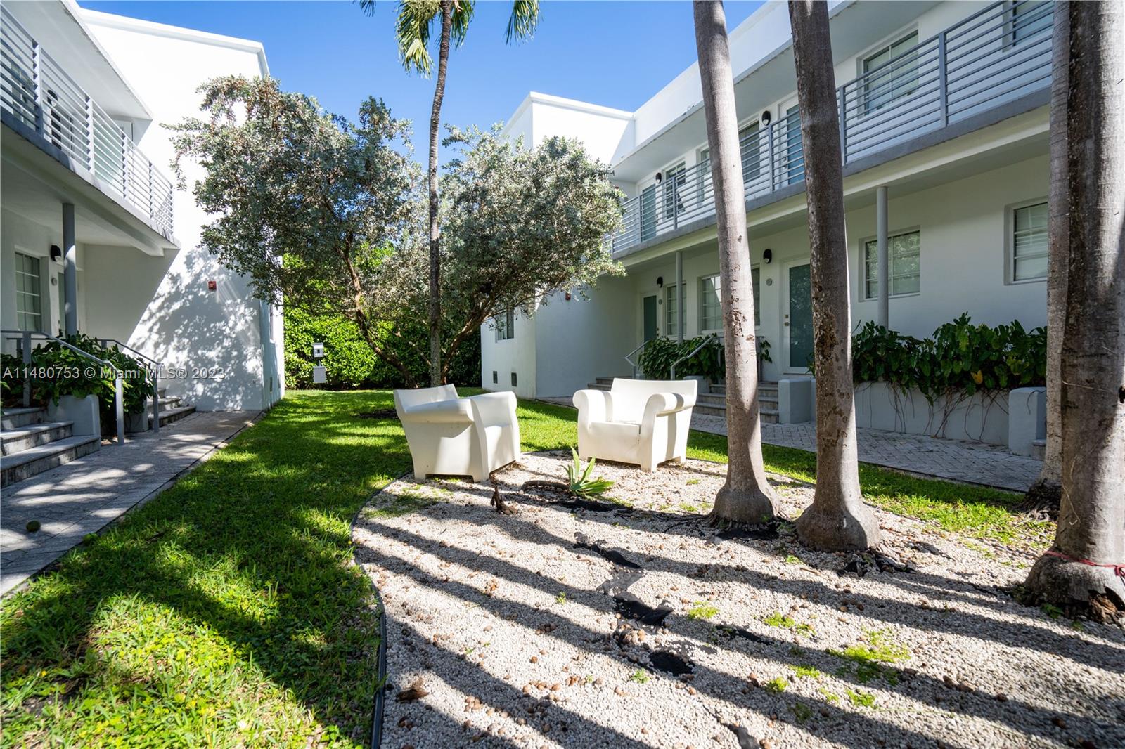 BEACH BAY SUB - Residential Lease