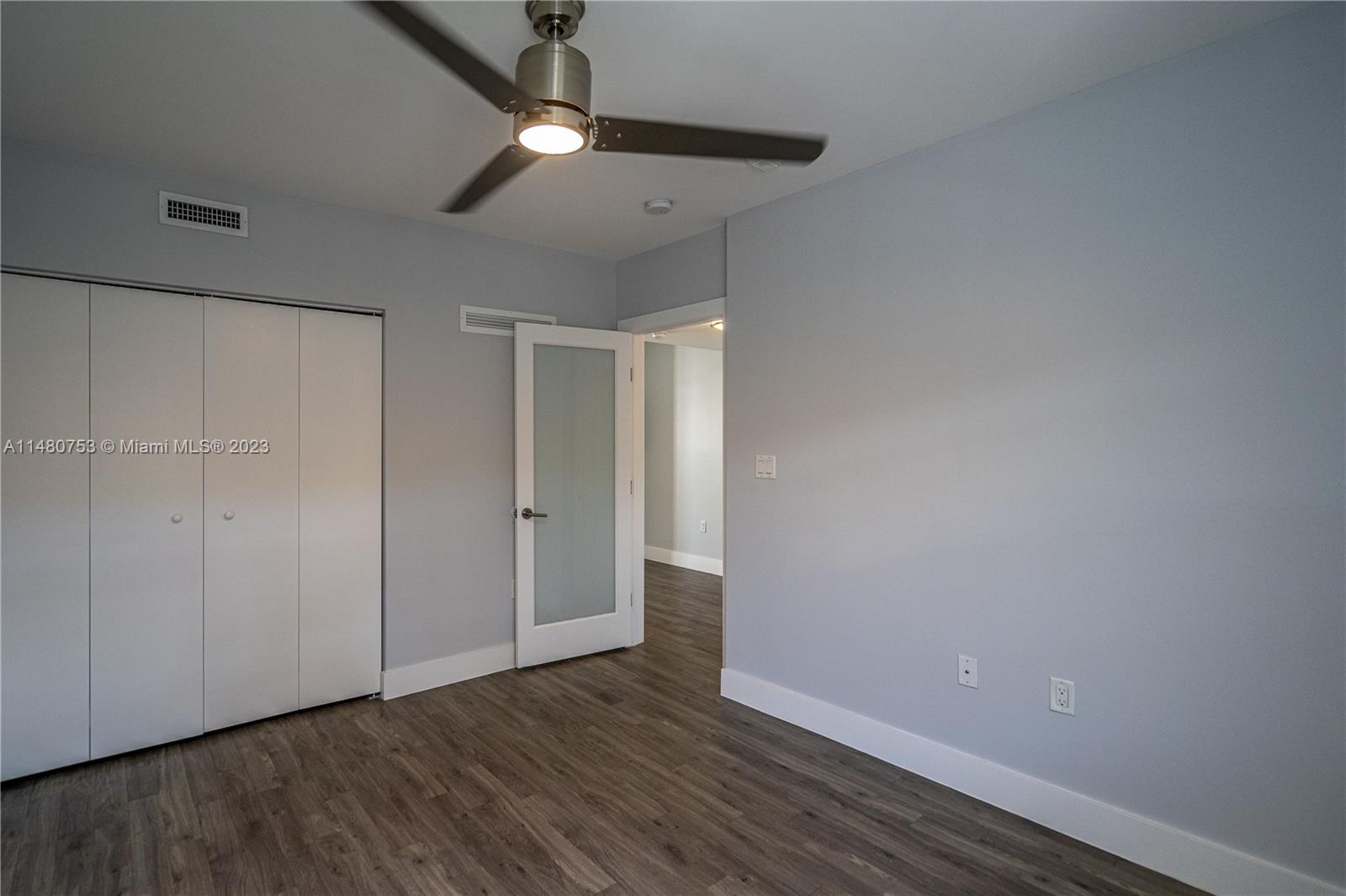 BEACH BAY SUB - Residential Lease
