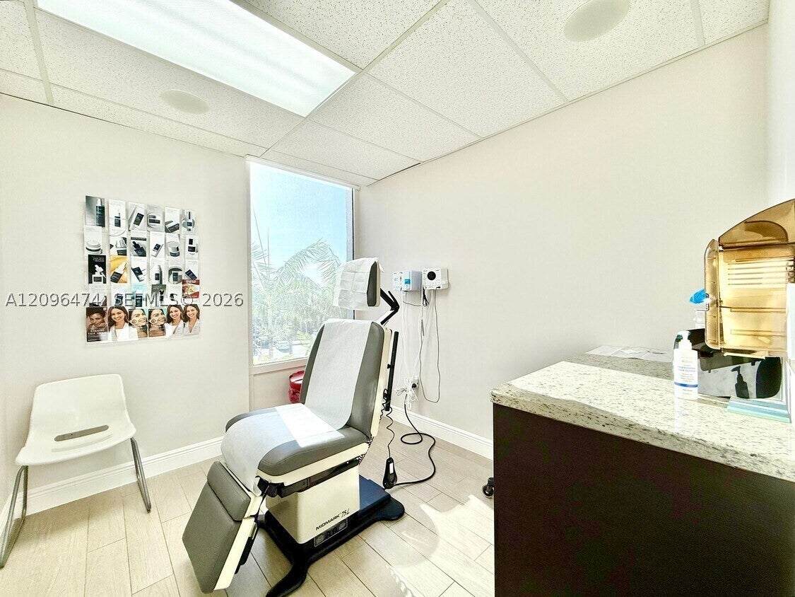12550 Biscayne Blvd 304