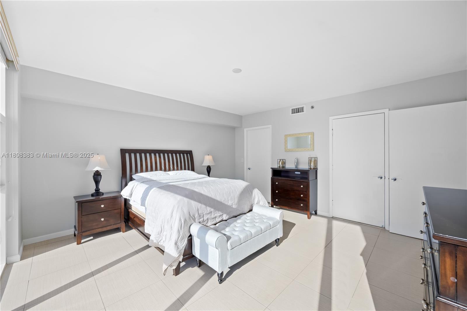 BEACH CLUB TWO CONDO - Residential Lease