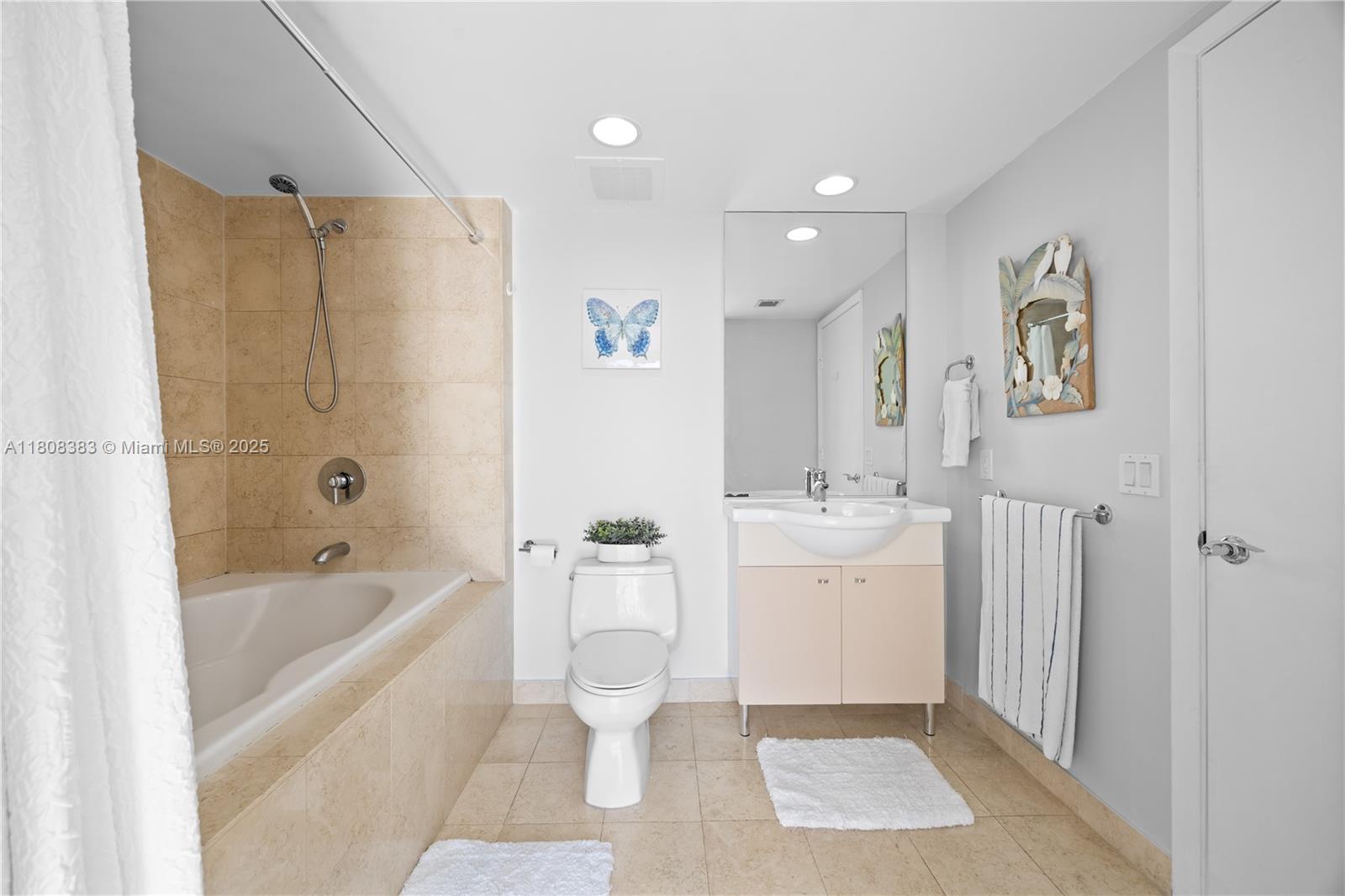 BEACH CLUB TWO CONDO - Residential Lease