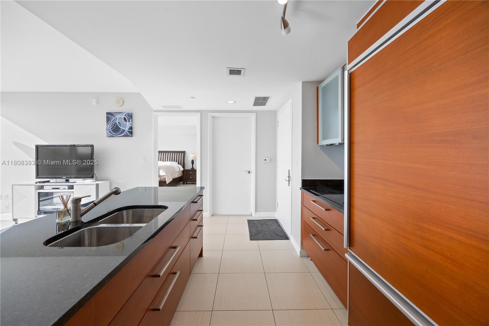 BEACH CLUB TWO CONDO - Residential Lease