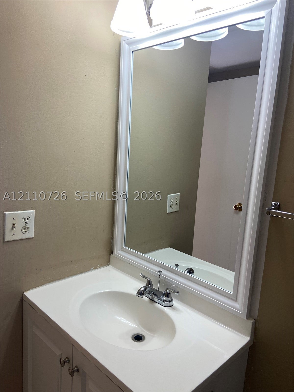 13499 Biscayne Blvd 1506