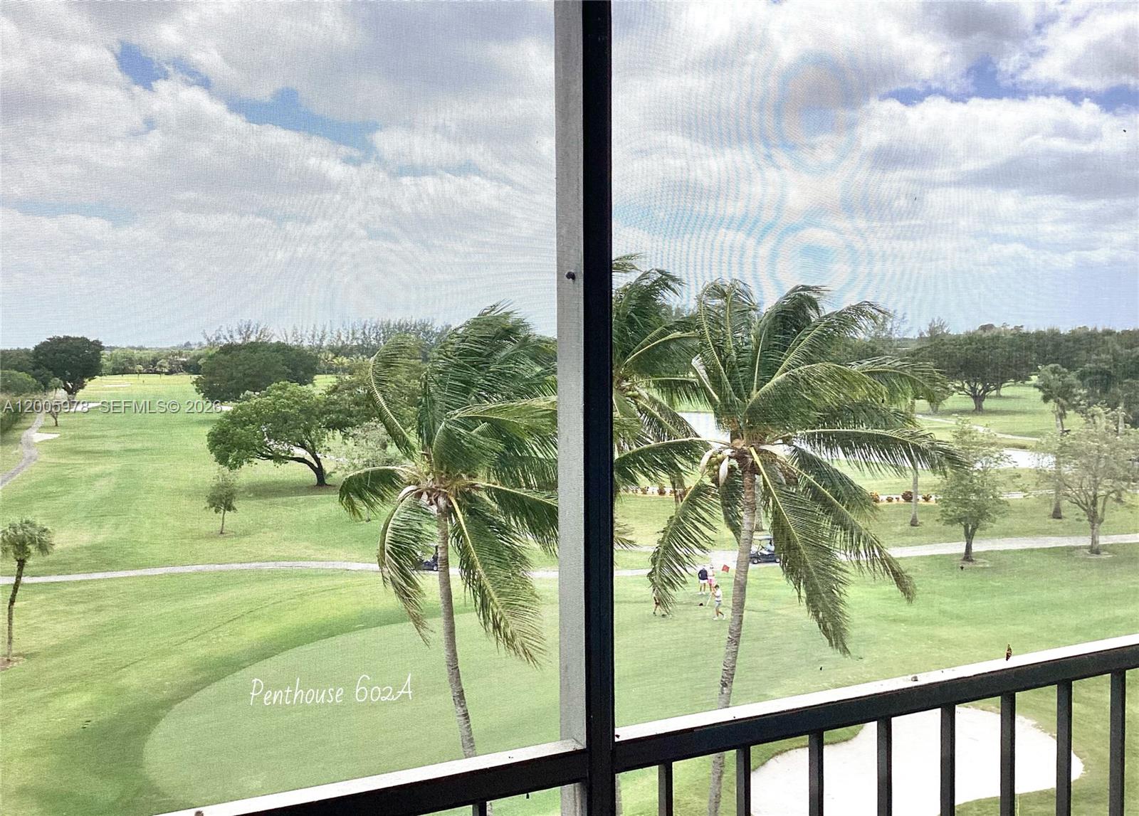 HOLLYBROOK GOLF AND - Residential