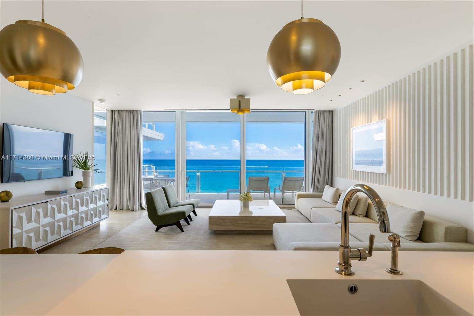 SURF CLUB CONDO - Residential