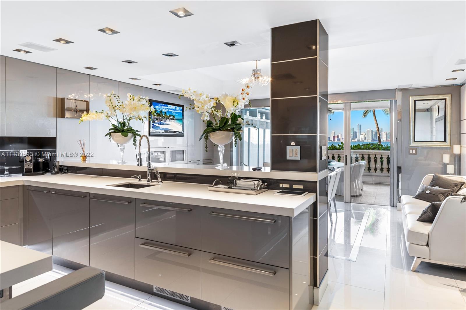 BAYVIEW FISHER ISL NO TWO - Residential