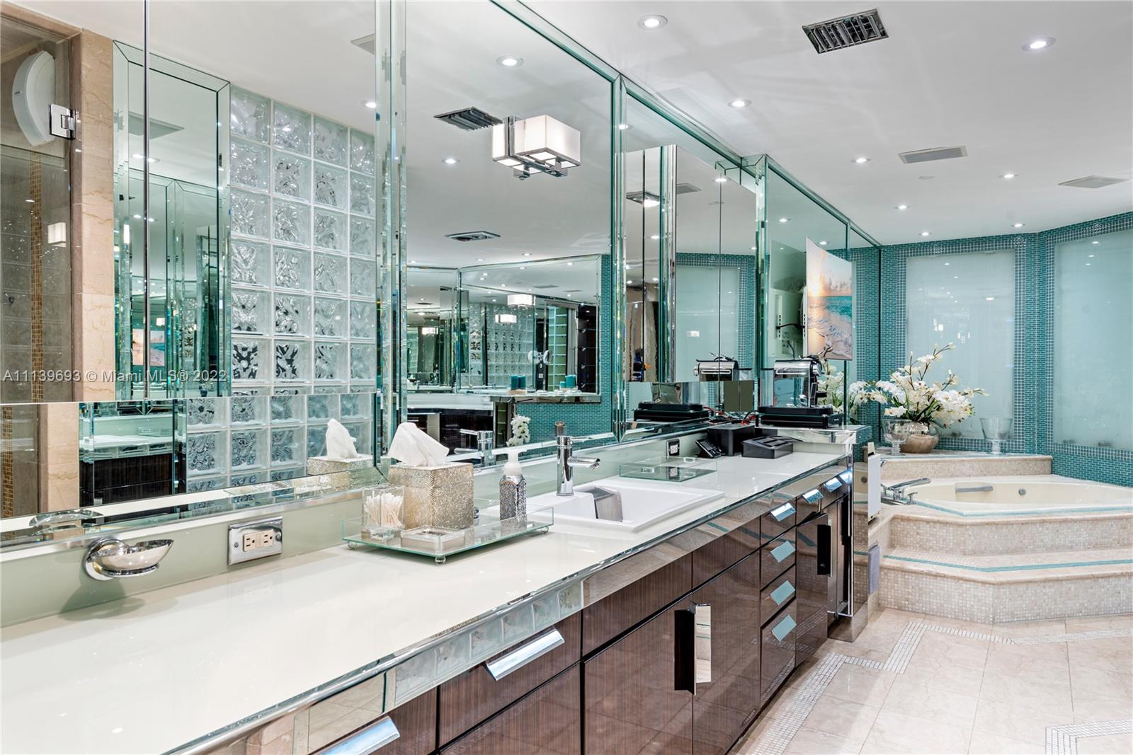 BAYVIEW FISHER ISL NO TWO - Residential