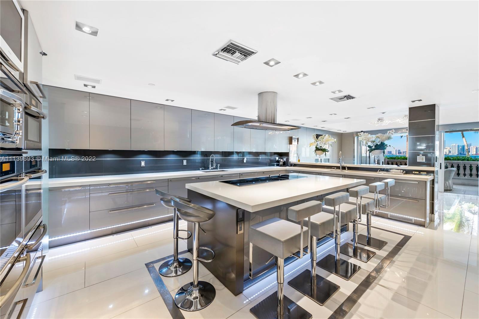 BAYVIEW FISHER ISL NO TWO - Residential