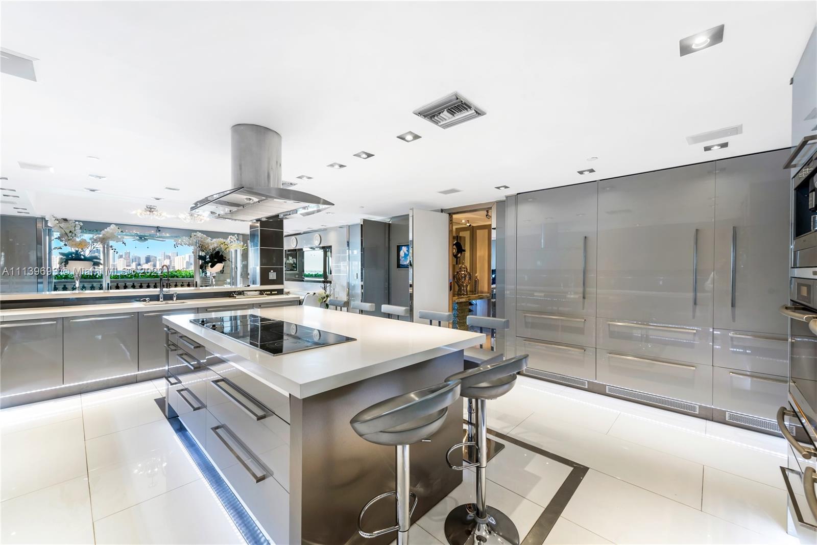 BAYVIEW FISHER ISL NO TWO - Residential