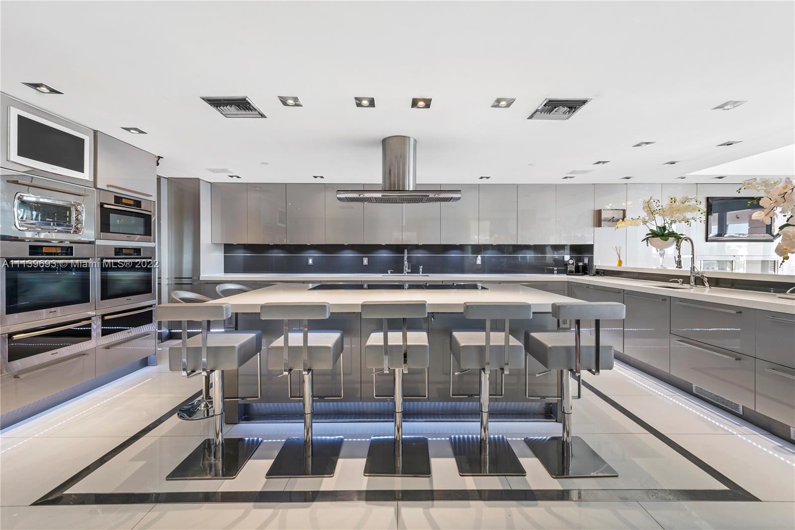 BAYVIEW FISHER ISL NO TWO - Residential