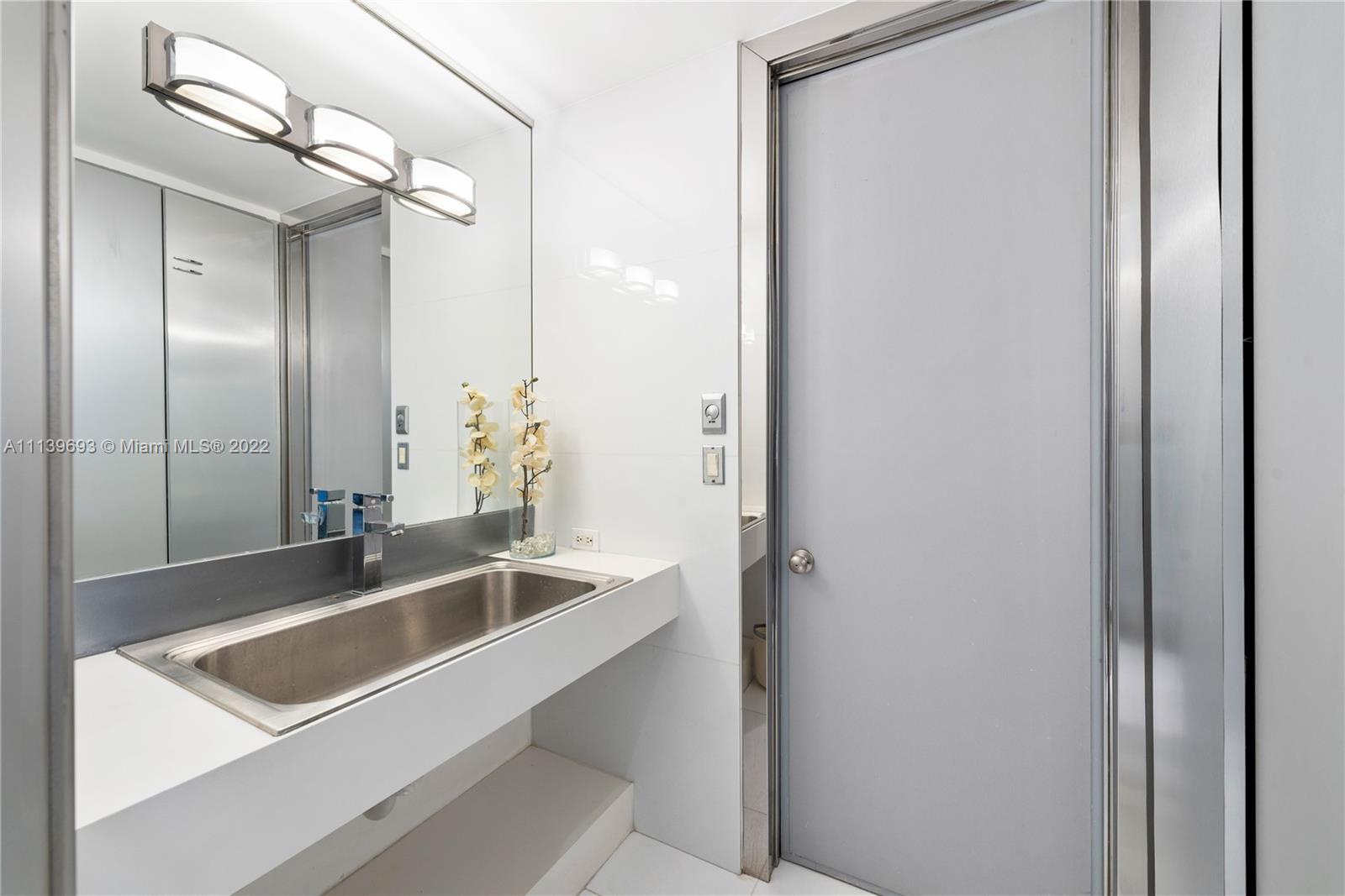 BAYVIEW FISHER ISL NO TWO - Residential