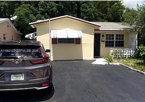 5705 NW 14th St Lauderhill FL 33313