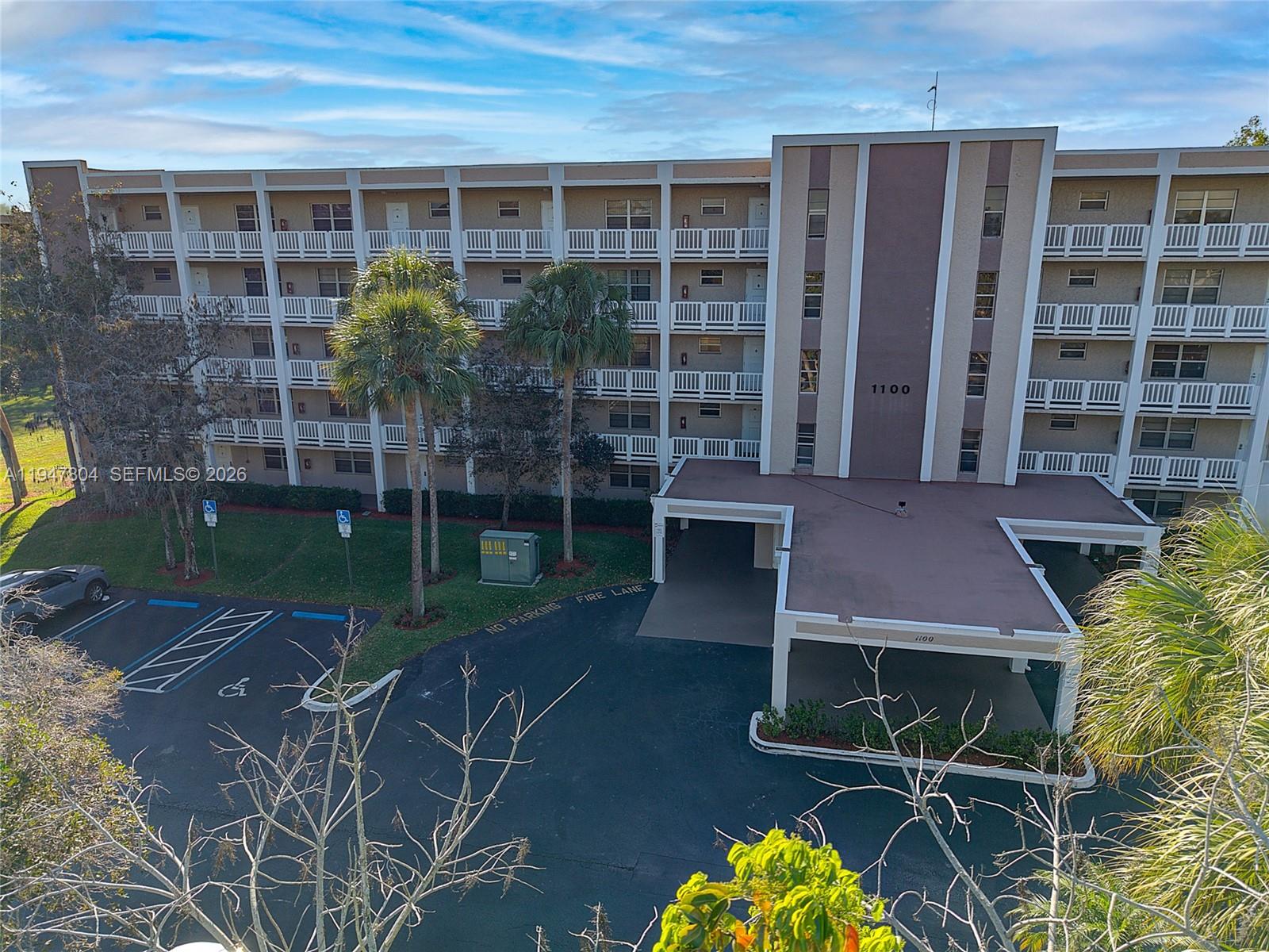 SHERWOOD SQUARE CONDOMINI - Residential