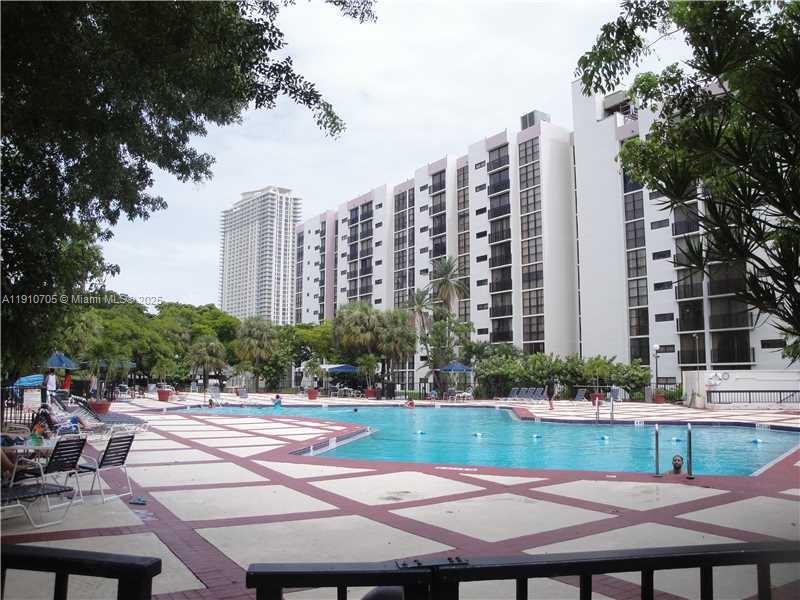 Plaza Of Americas Condo - Residential Lease