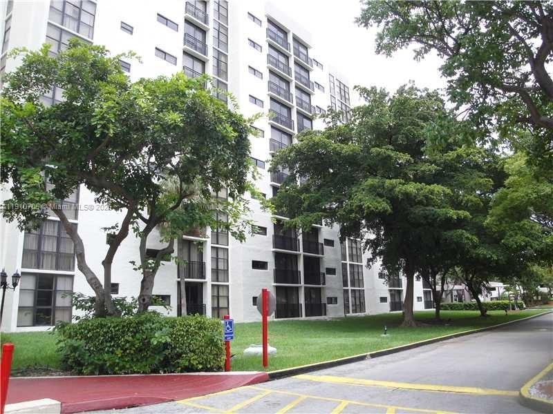 Plaza Of Americas Condo - Residential Lease