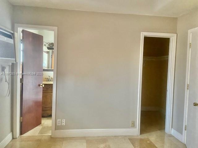 VILLAGE PARK AT OAKLAND C - Residential Lease