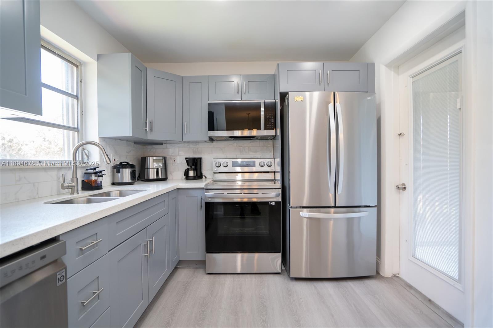 BEVERLY HILLS CONDO NUMBE - Residential