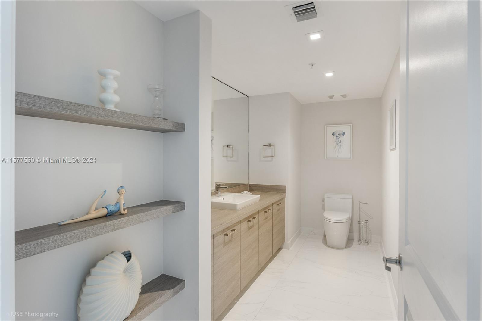 400 SUNNY ISLES CONDO WES - Residential