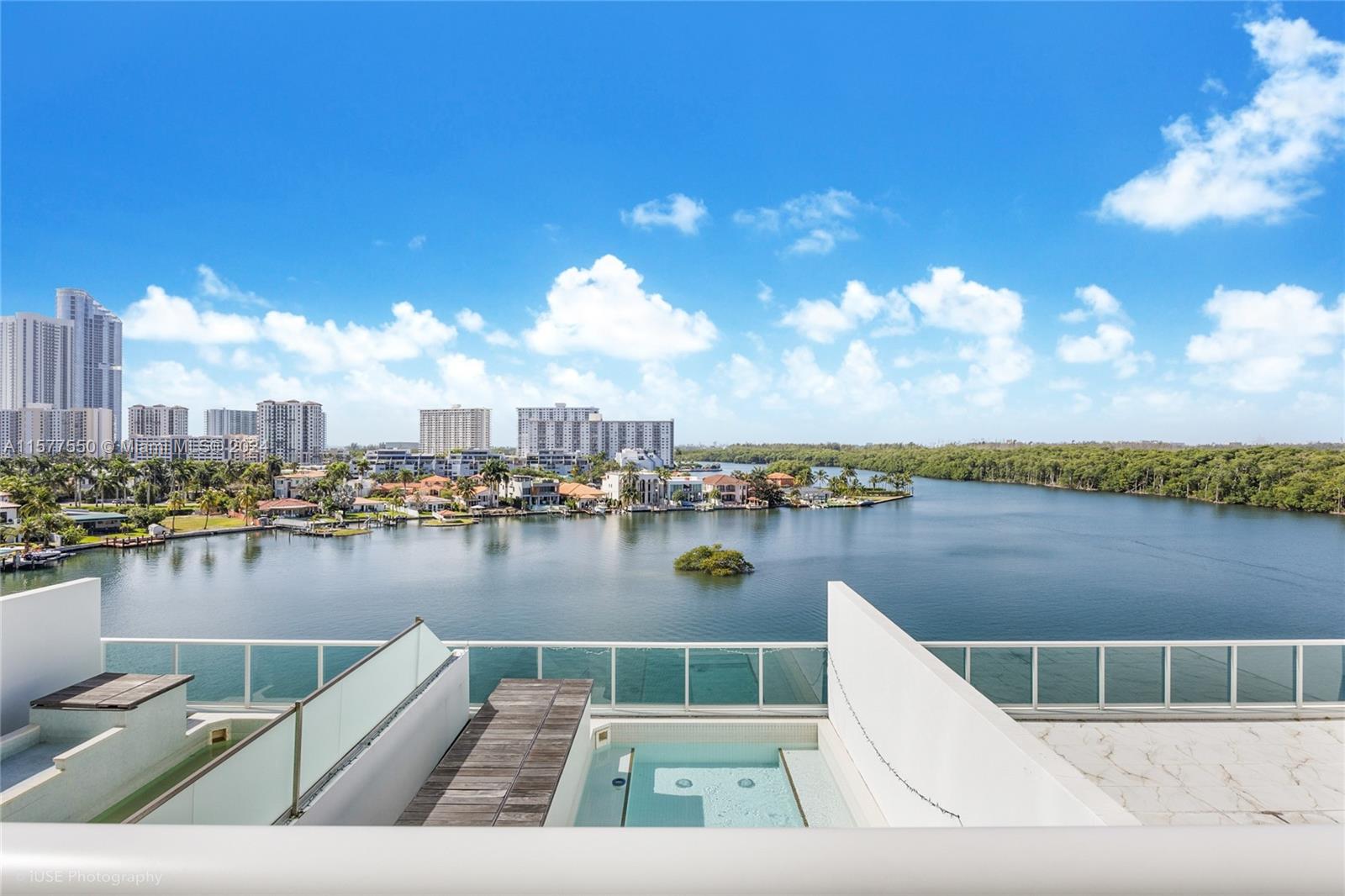 400 SUNNY ISLES CONDO WES - Residential