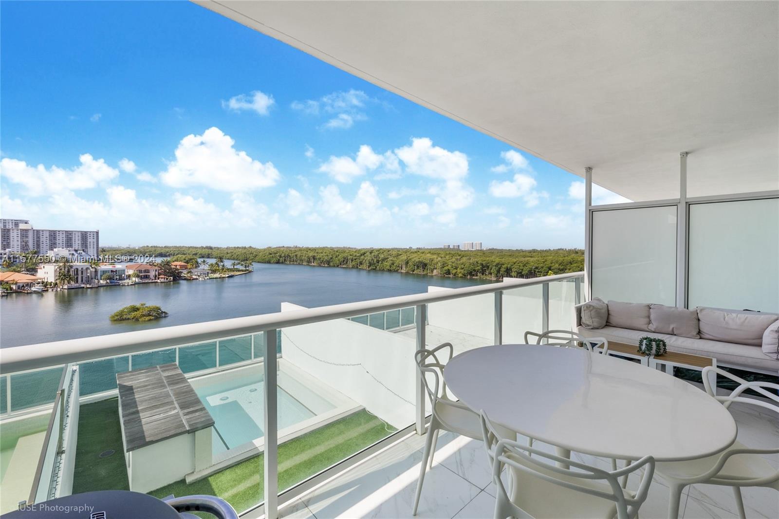 400 SUNNY ISLES CONDO WES - Residential