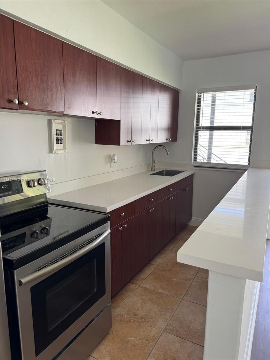 505 NE 82nd St 2