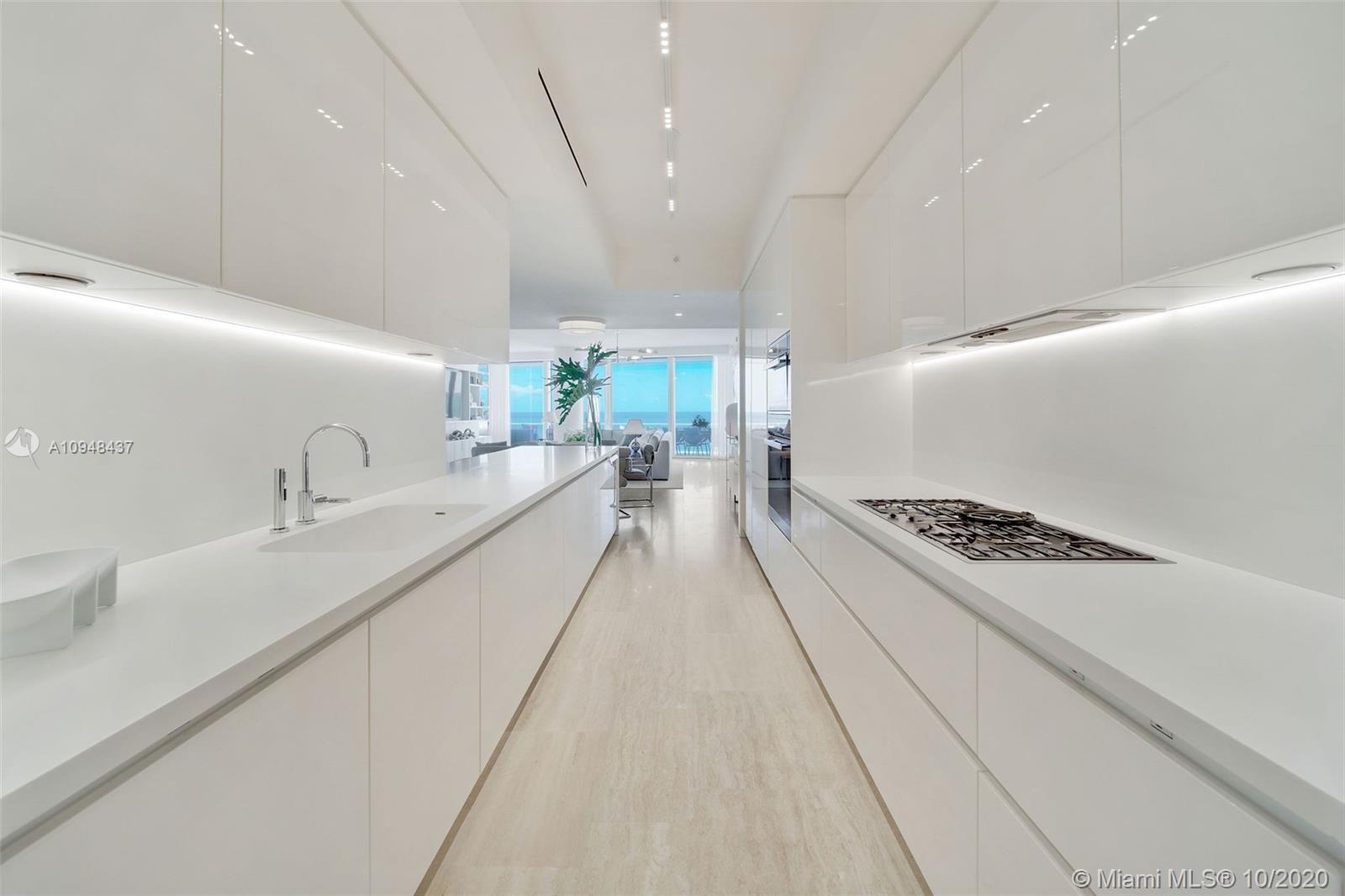 SURF CLUB CONDO - Residential