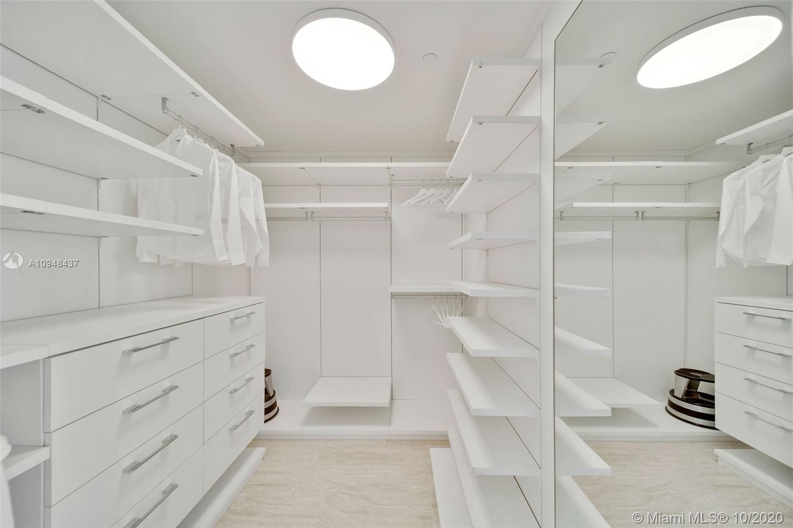 SURF CLUB CONDO - Residential