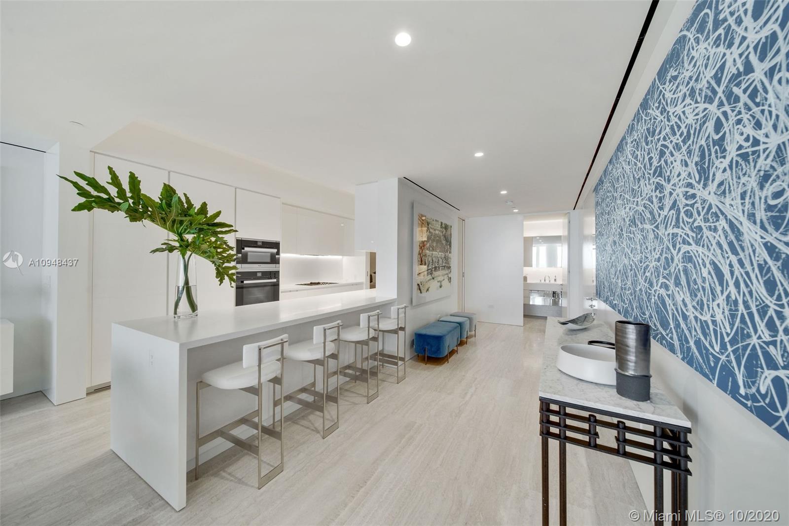 SURF CLUB CONDO - Residential