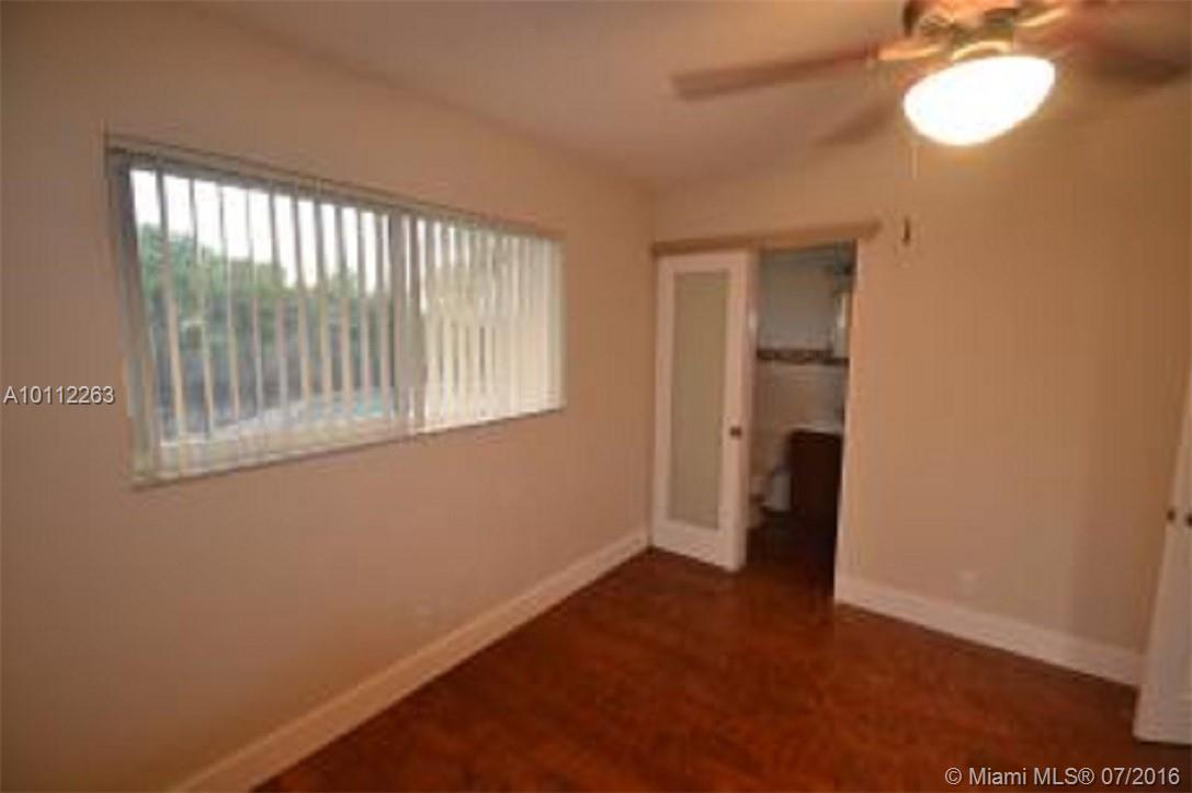 Babco Manors 39-15 B - Residential Lease